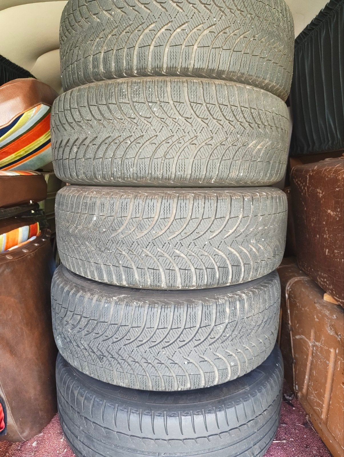 Winterbanden met velgen  215/55 R16 Citroen C4 en extra wiel, Ophalen, 16 inch, Banden en Velgen, Winterbanden