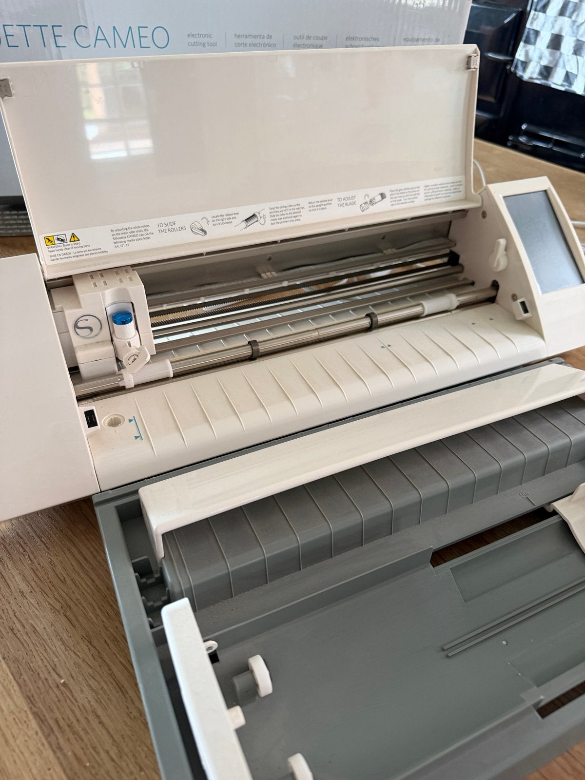 Silhouette Cameo snijmachine met accessoires en vinyl, Geschikt voor snijden, Gebruikt, Overige thema's, Ophalen of Verzenden