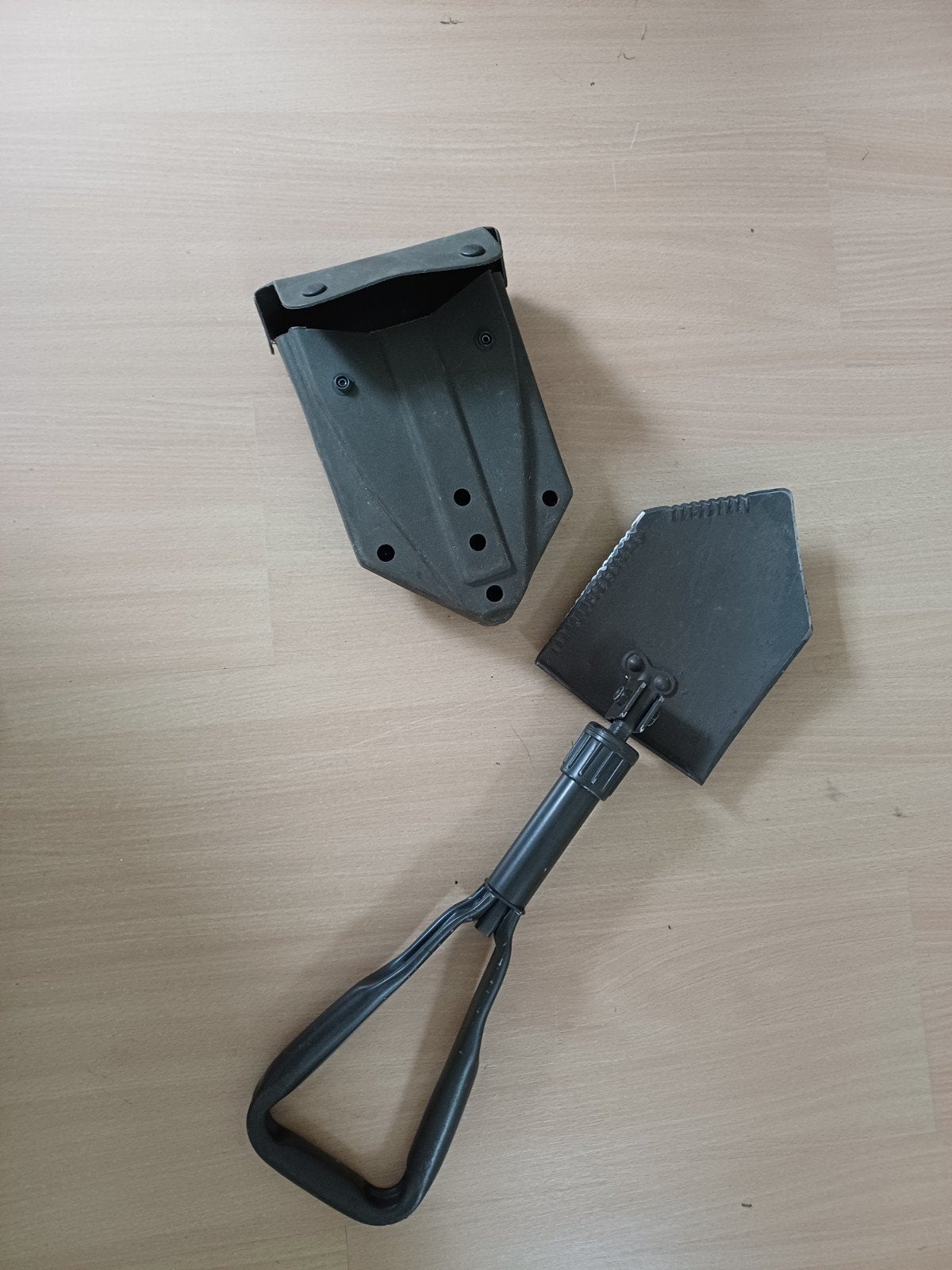 Opvouwbare schep met hoes - Ideaal voor kamperen/survival, Ophalen, Gebruikt, Overige typen