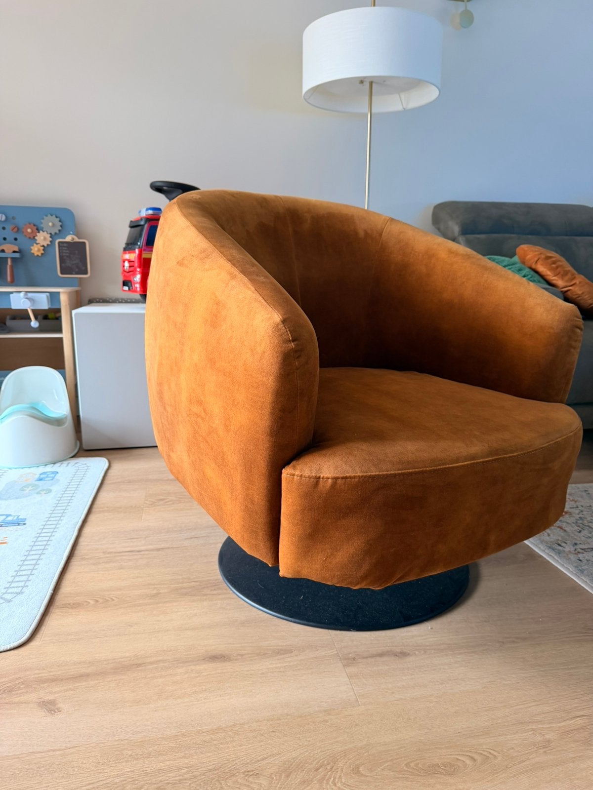 Cognac fauteuil te koop, Ophalen, Zo goed als nieuw, 75 tot 100 cm, 50 tot 75 cm
