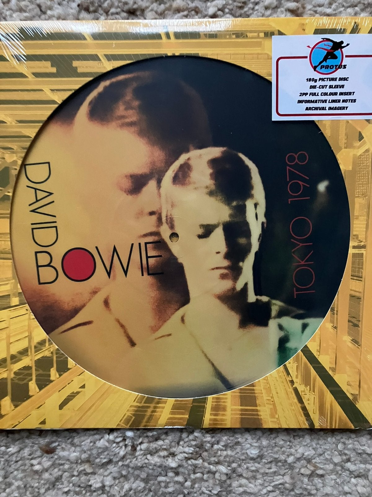 David Bowie Live in Japan uit 1978. Nieuwe elpee!, Cd's en Dvd's, Vinyl | Pop, Ophalen of Verzenden, Nieuw in verpakking, 12 inch
