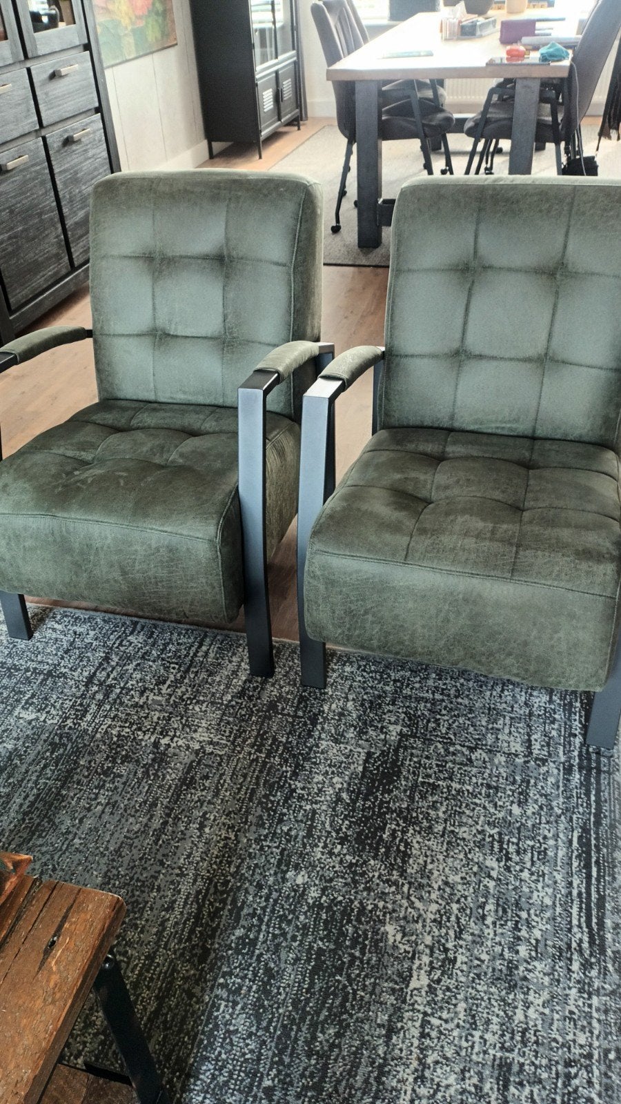 2 leuke stoelen, Ophalen of Verzenden, Zo goed als nieuw, Twee