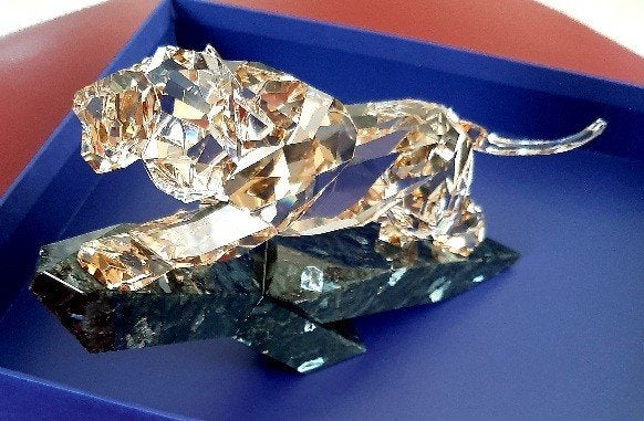 Swarovski Tijger soulmates golden shadow nieuw, Ophalen of Verzenden, Nieuw, Figuurtje