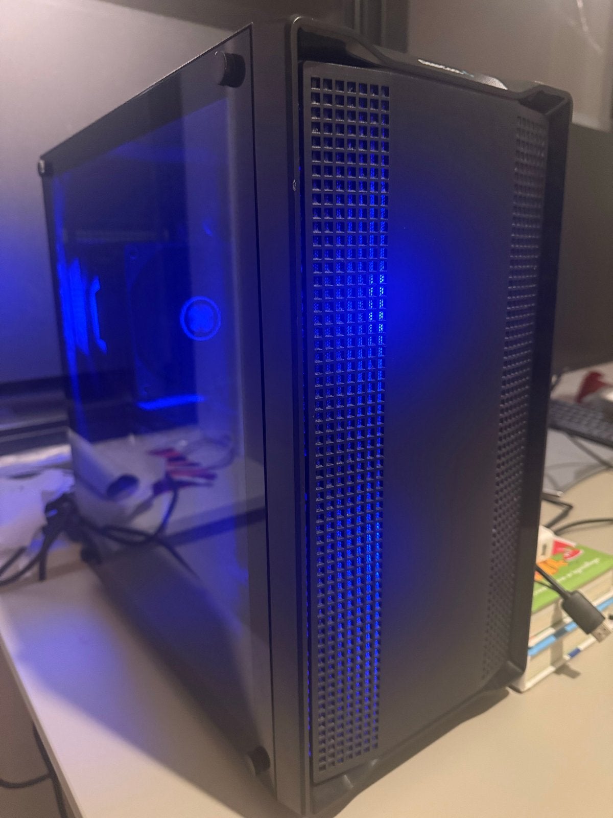 Gaming PC - RTX 5070, AMD Ryzen 8700F, 32GB RAM, 1TB SSD, Computers en Software, Ophalen, 32 GB, Zo goed als nieuw, Gaming