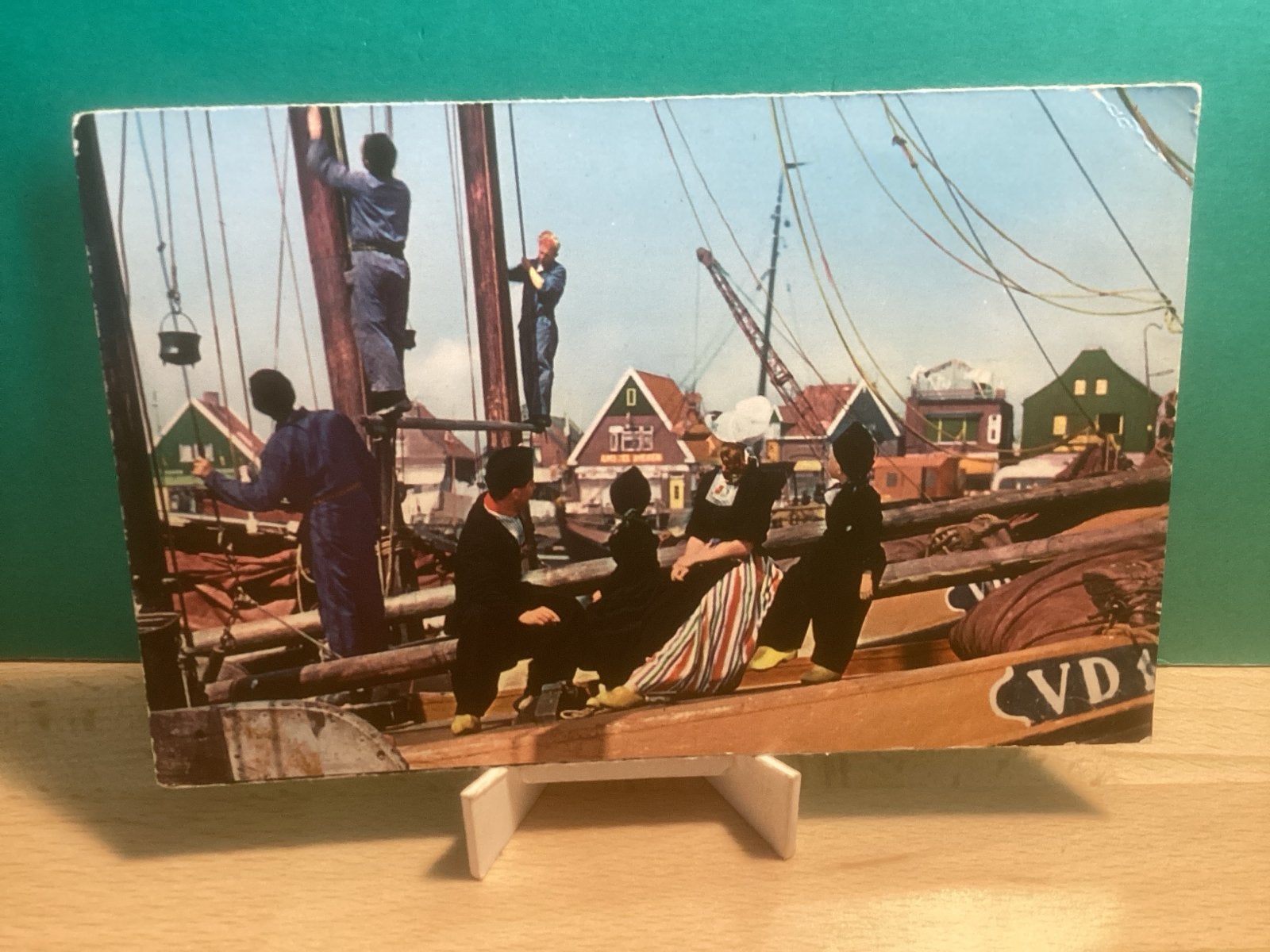 Volendam -  557, Ophalen of Verzenden, 1940 tot 1960, Gelopen, Noord-Holland
