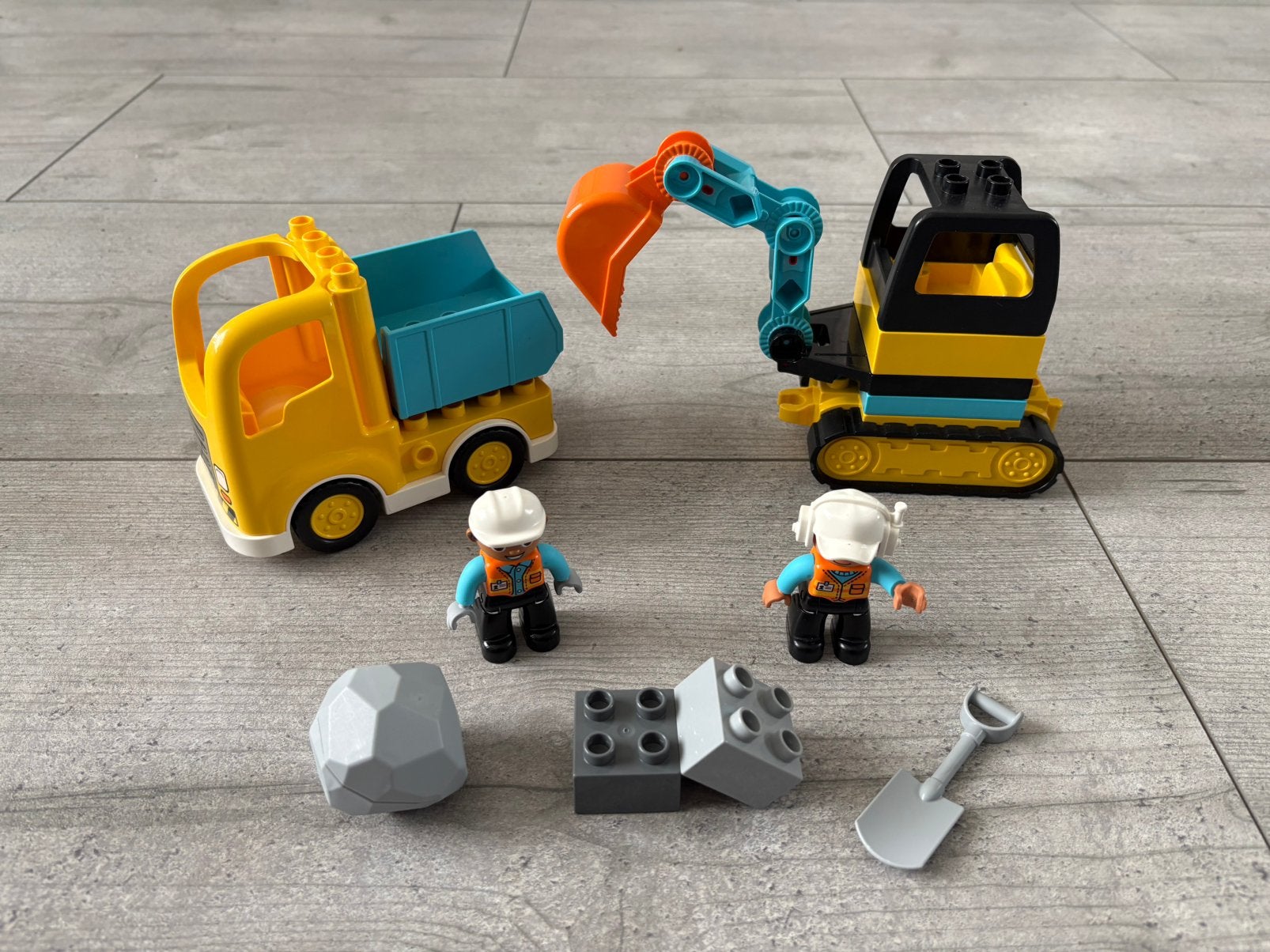 Duplo Truck en Graafmachine., Ophalen of Verzenden, Zo goed als nieuw, Duplo