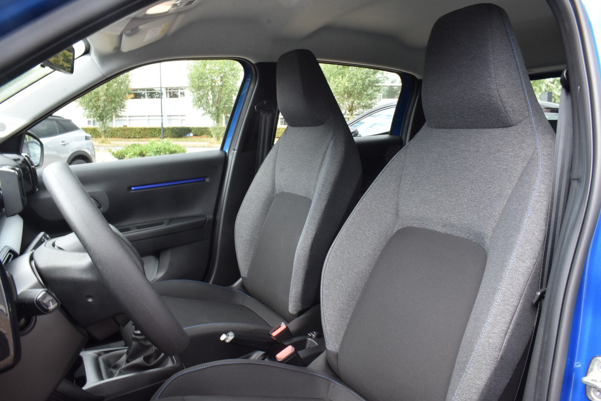 Citroën C3 Turbo 100pk You Airco | Parkeerhulp | Cruise con, Voorwielaandrijving, 1199 cc, Blauw, Parkeersensor