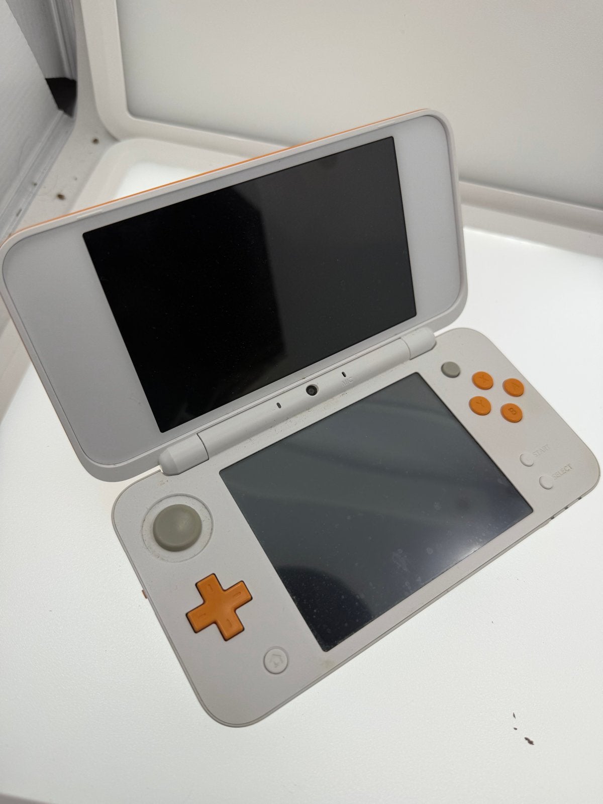 Nintendo 2DS XL Wit/Oranje - Zo goed als nieuw, Ophalen of Verzenden, Zo goed als nieuw, Wit, 2DS XL