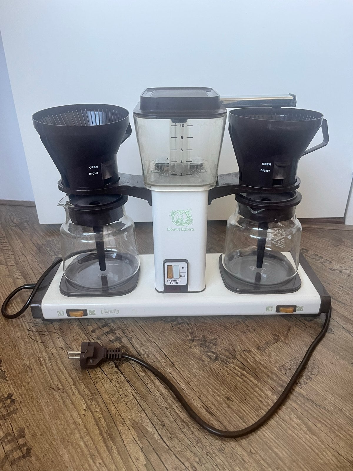 Douwe Egberts dubbele Moccamaster, Ophalen, Gebruikt, 10 kopjes of meer, Koffiemachine