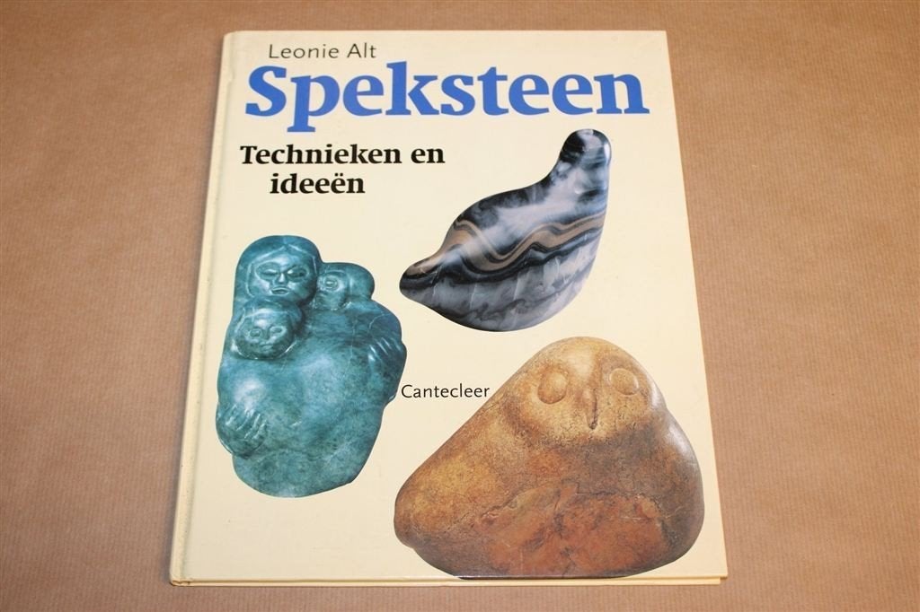 Speksteen — Technieken en Ideeën voor Sculpturen, Ophalen of Verzenden, Gelezen