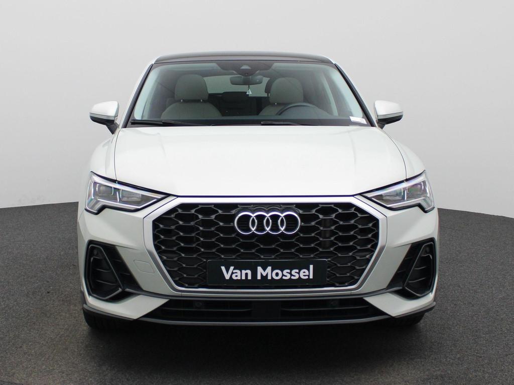Audi Q3 Sportback 45 TFSI e S Edition | SCHUIFDAK | LEER | C, 12 maanden, Gebruikt, Hybride Elektrisch/Benzine, 71 km/l