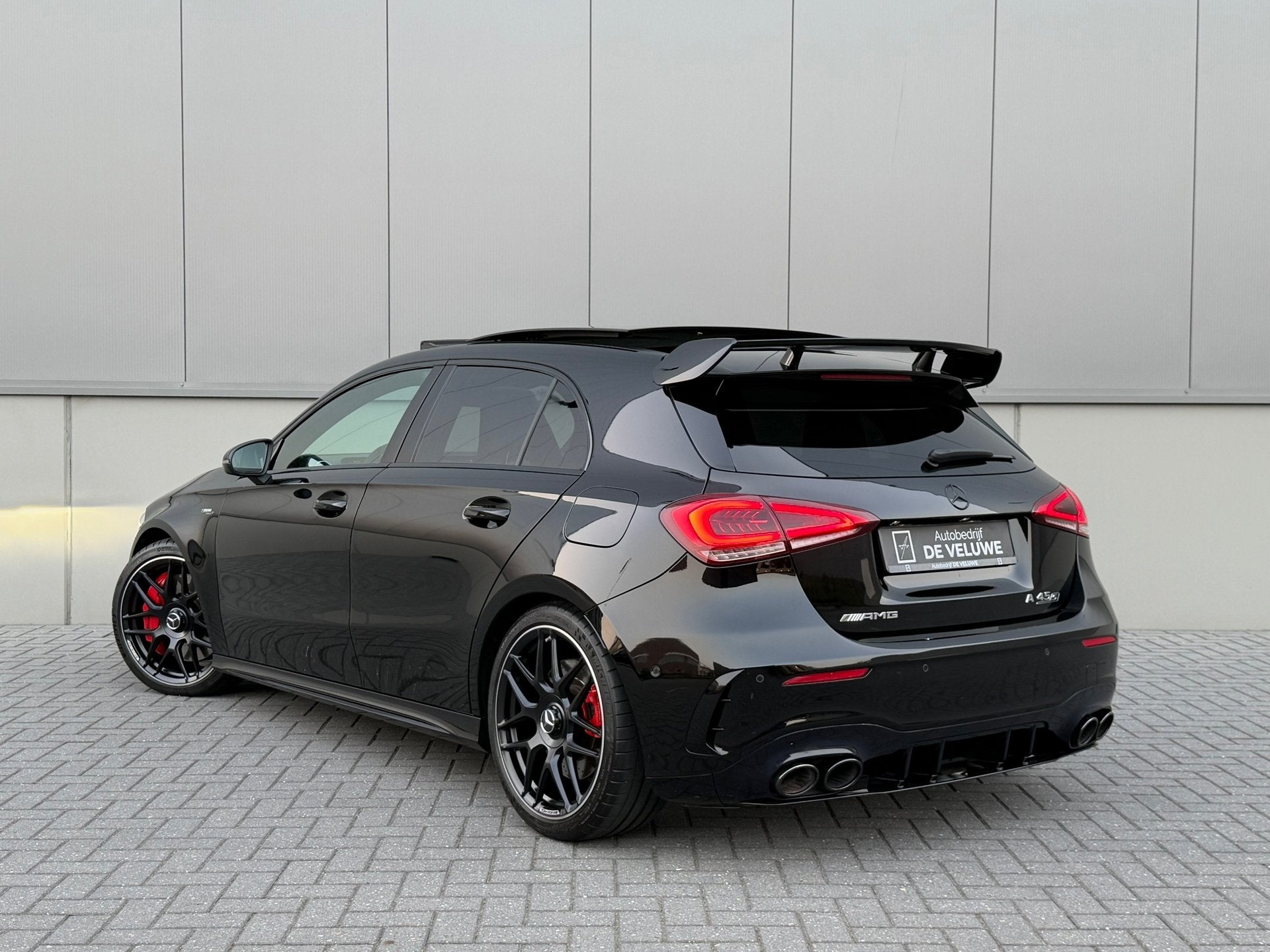 Mercedes-Benz A-klasse AMG 45S 4MATIC+|Pano|Burmester|Aero|M, Auto's, Dealer onderhouden, Gebruikt, 4 cilinders, Zwart