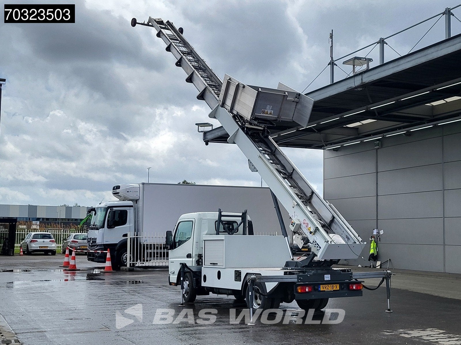 Mitsubishi Fuso Canter 3S13 30m Böcker Verhuislift Airco LE, Auto's, Bestelauto's, Gebruikt, Euro 6, Wit, Bedrijf