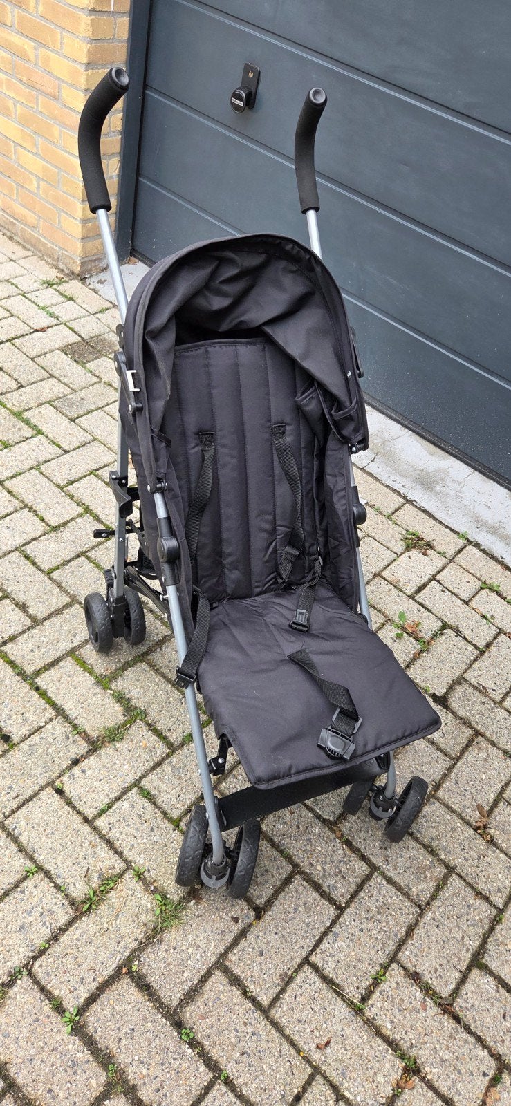 buggy zwart, Kinderen en Baby's, Ophalen, Zo goed als nieuw, Zonnekap