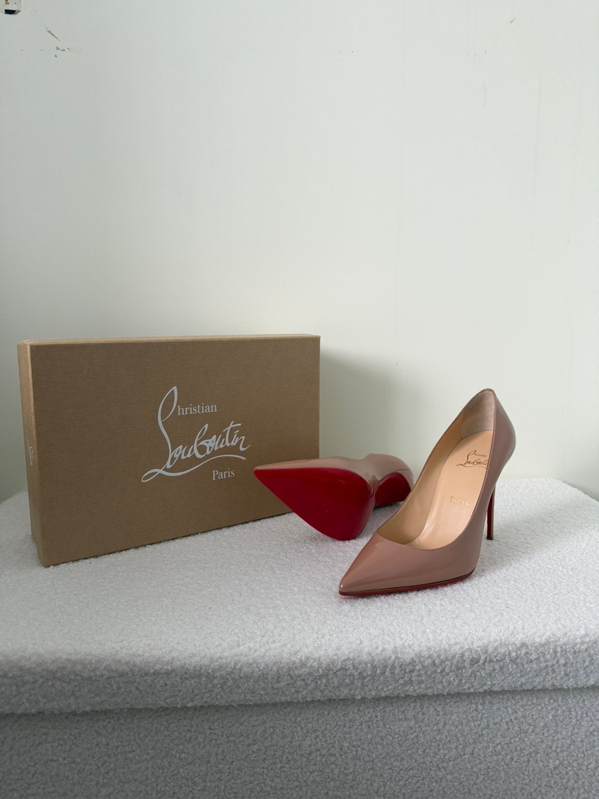 Louboutin Kate 100, Pumps, Beige, Nieuw, Ophalen of Verzenden