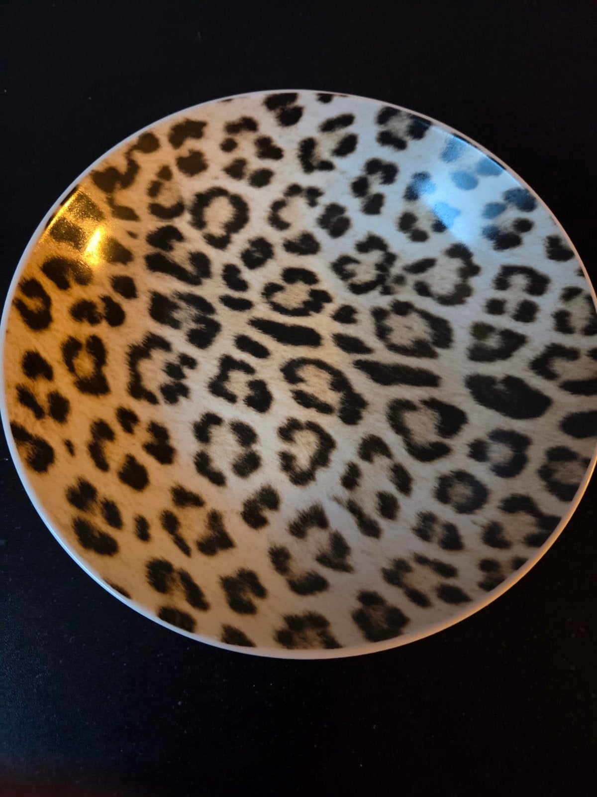 6 nieuwe borden met luipaardprint - nooit gebruikt, Huis en Inrichting, Keuken | Servies, Ophalen of Verzenden, Nieuw, Bord(en)