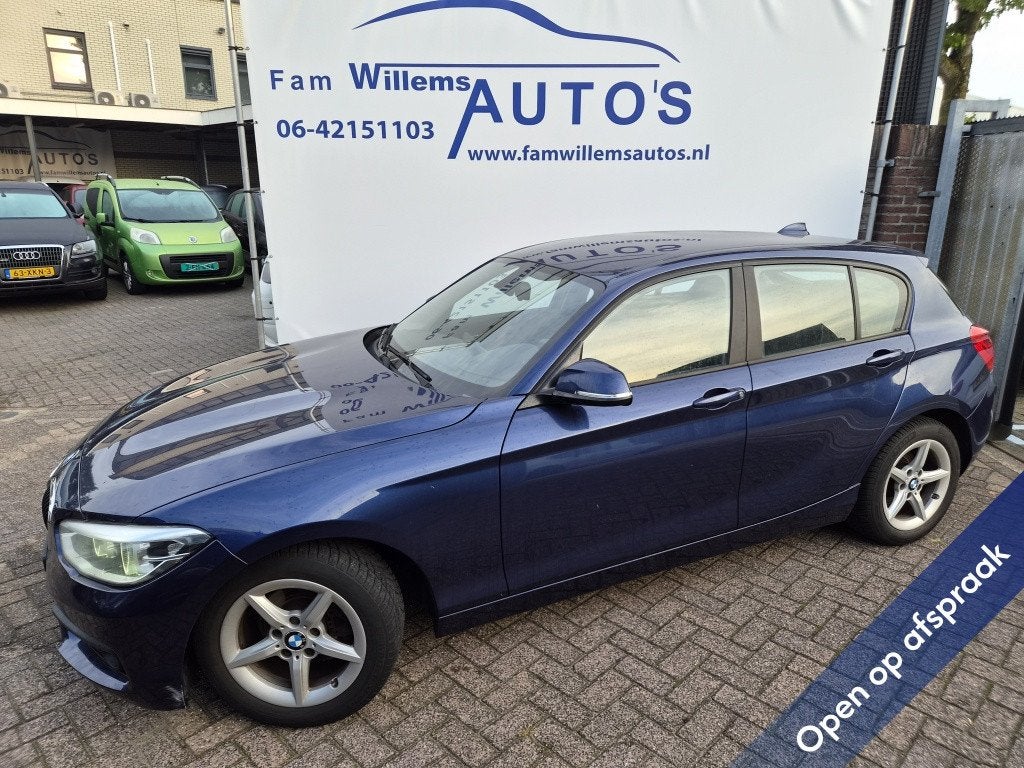 BMW 1-serie 116i Cent Exe (bj 2017), Auto's, 1-Serie, Stof, Blauw, 3 cilinders
