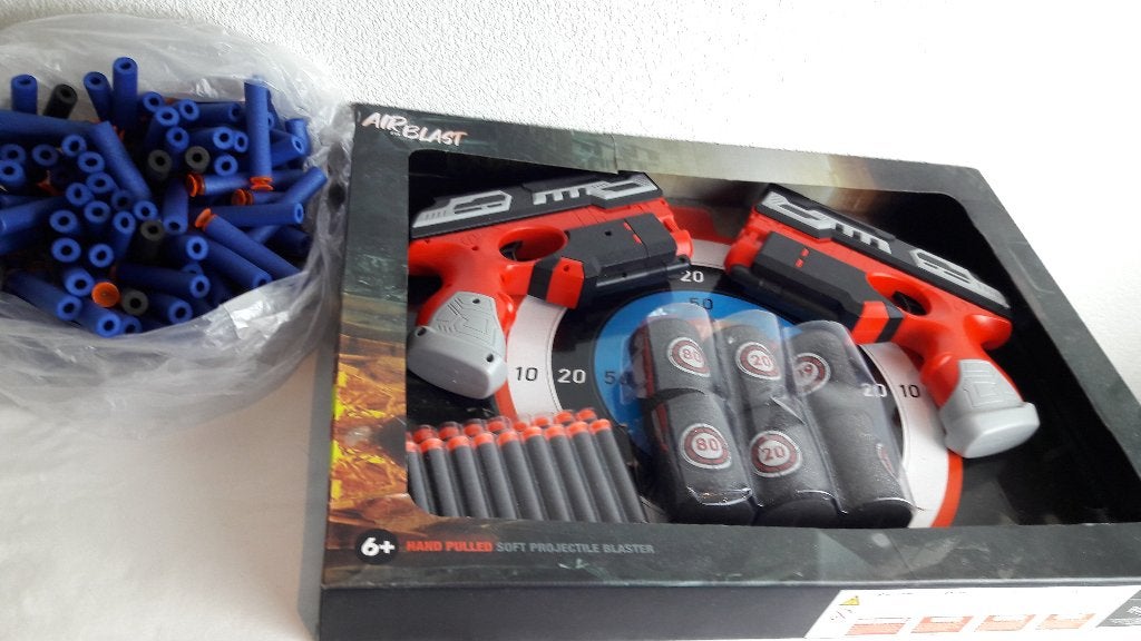 Leuke set van 2 pistolen met foam pijlen zgan, Ophalen of Verzenden, Zo goed als nieuw, Overige typen