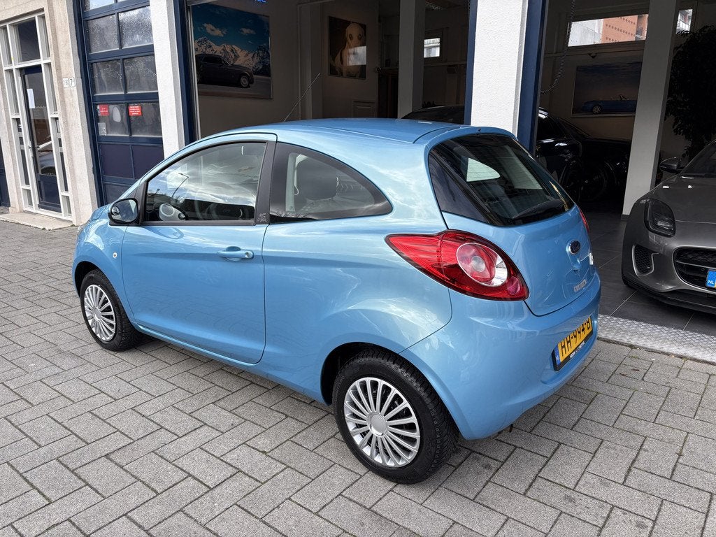 Ford Ka 1.2 Style start/stop AIRCO/DEALER OND/TOPSTAAT/NL AU, Voorwielaandrijving, Gebruikt, 4 cilinders, Start-stop-systeem