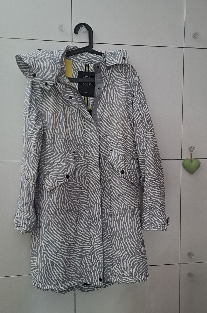 Dames jas, maat 42, Ophalen of Verzenden, Zo goed als nieuw, Maat 42/44 (L), Wit