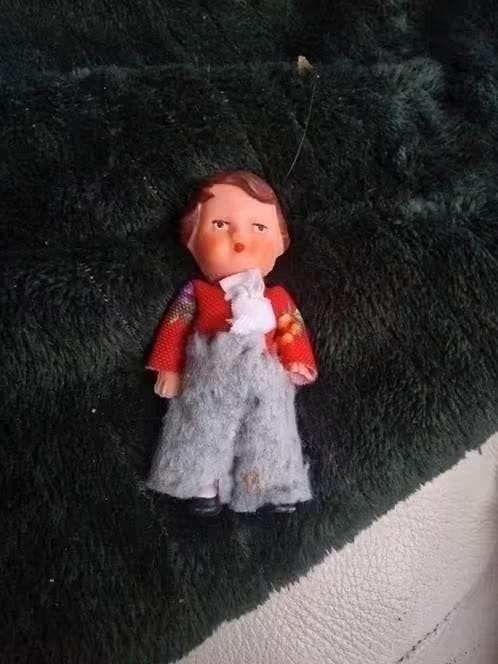Ari popje 7 cm, vintage popje, Verzamelen, Poppen, Ophalen of Verzenden, Gebruikt, Pop