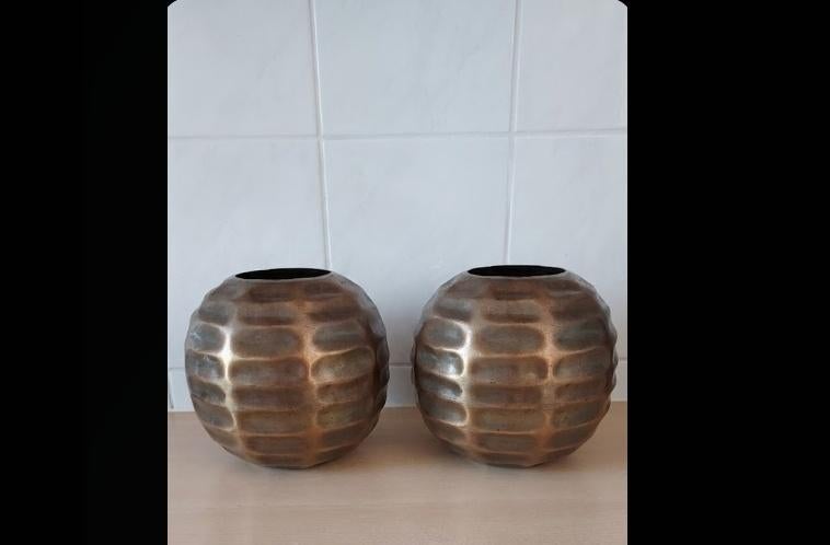 2  bloempotten/ vazen, Gebruikt, Rond, Binnen, Ophalen of Verzenden