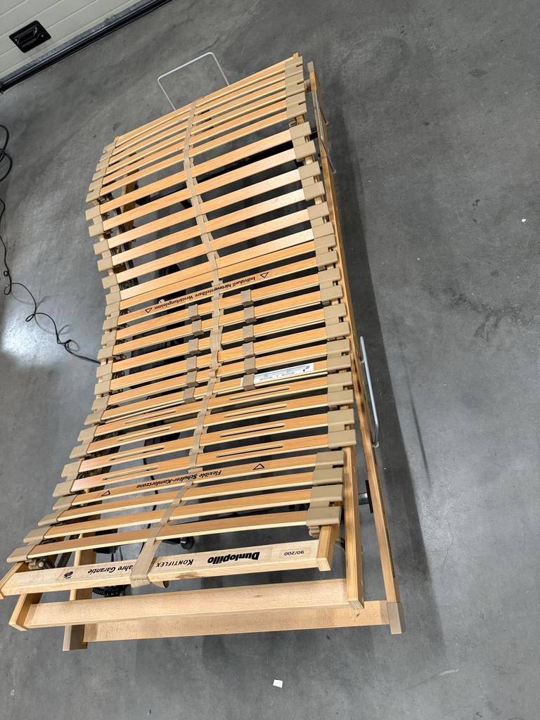 Dunlopillo elektrische lattenbodem 90x190, Ophalen, Gebruikt, 90 cm, Eenpersoons