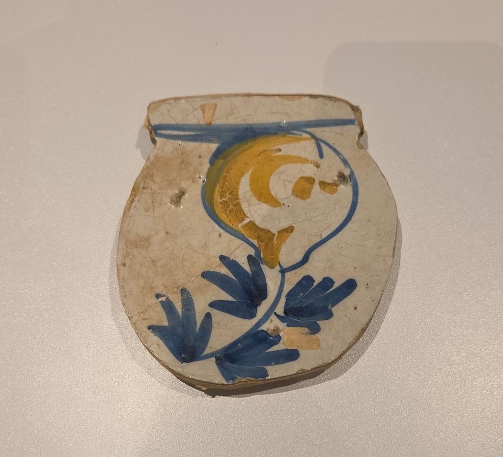 Antieke Nederlandse Majolica scherf schotel, Ophalen of Verzenden