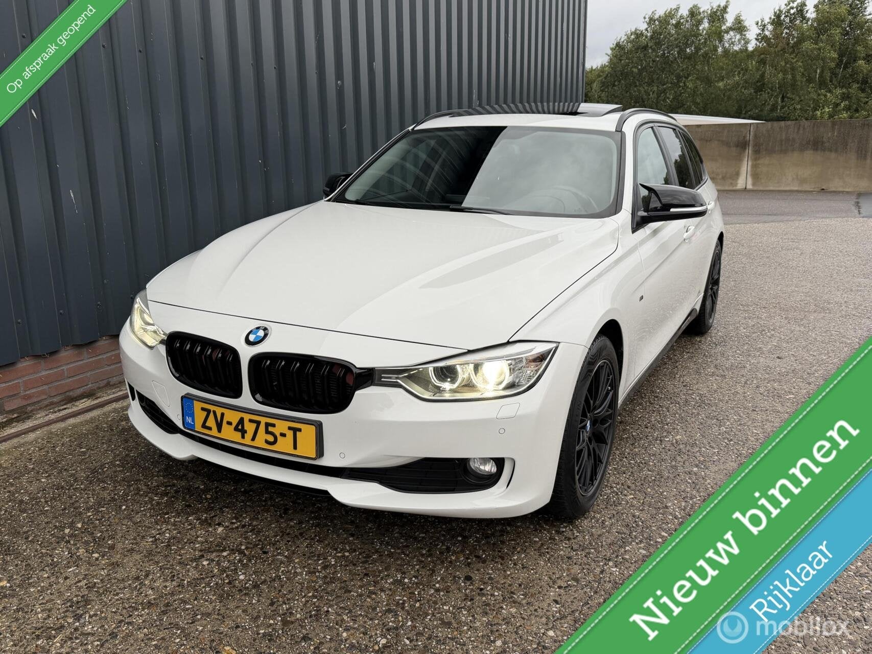 BMW 3-serie Touring 316i High Executive PANO/GROOT SCHERM/NE, Gebruikt, Euro 6, 4 cilinders, Wit