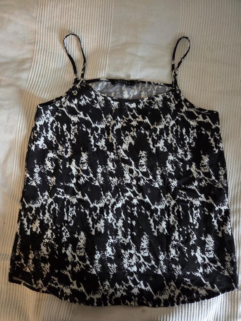 Zwart-wit topje met spaghettibandjes, maat S, Kleding | Dames, Tops, Zwart, Ophalen of Verzenden, Costes, Gedragen