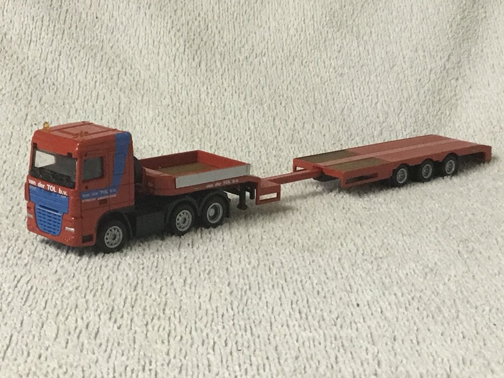 DAF95 XF Space Cab vrachtwagen met dieplader Van Der Tol, Hobby en Vrije tijd, Ophalen of Verzenden, Zo goed als nieuw, Bus of Vrachtwagen
