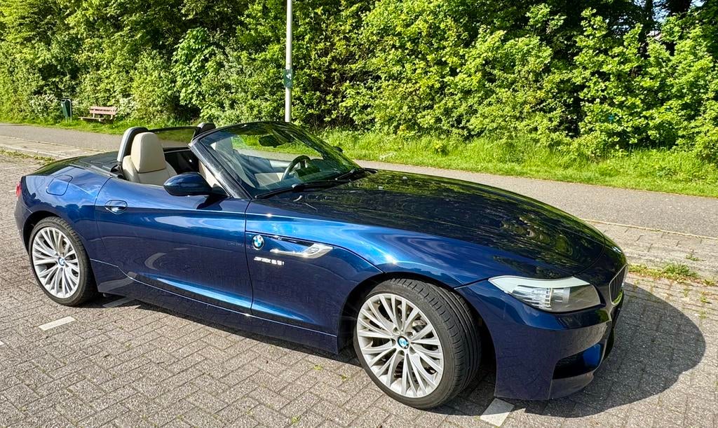 BMW Z4 E89 Sdrive 28i M Sport, Beige, 4 cilinders, Cabriolet, Blauw