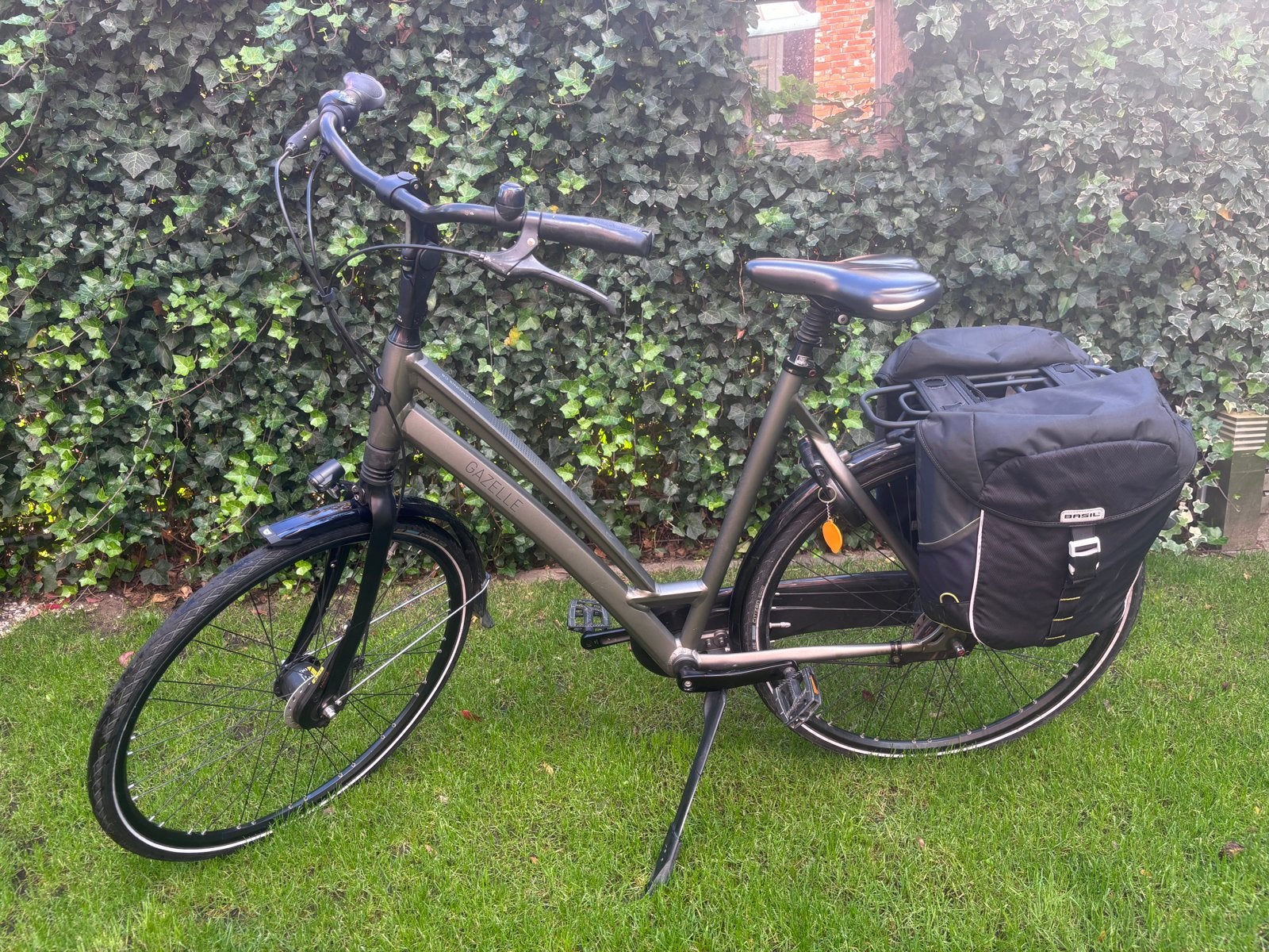 Gazelle Chamonix C8 Damesfiets L57 - Zo goed als nieuw, Fietsen en Brommers, Ophalen, 53 tot 56 cm, Versnellingen, Zo goed als nieuw