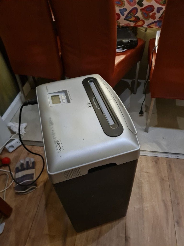 Papierversnipperaar, professioneel, Ophalen, Gebruikt