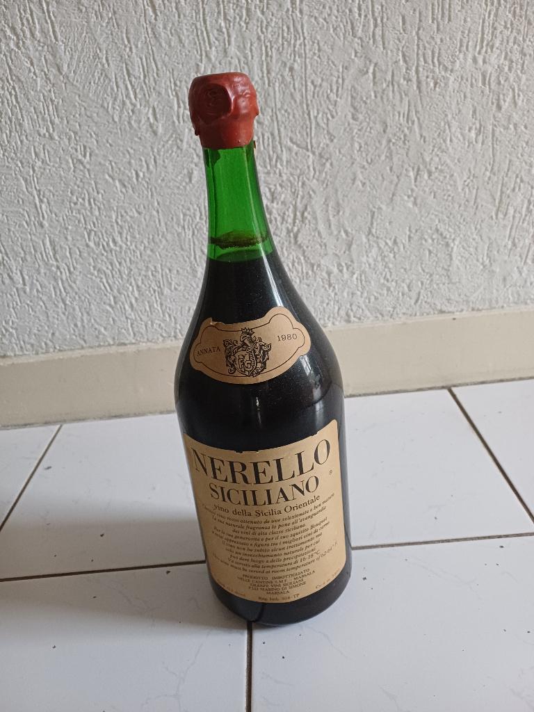 Nerello Siciliano 1980 magnum 4 liter, Ophalen, Italië, Rode wijn, Vol