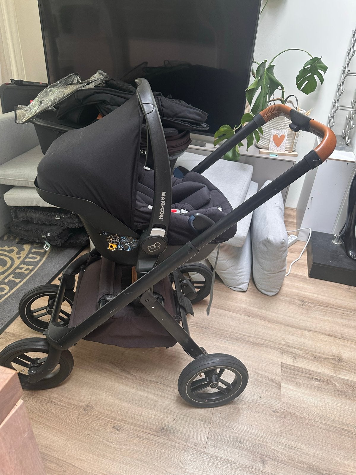 Dubatti One kinderwagen met Maxi-Cosi en accessoires, Gebruikt, Combiwagen, Met autostoeltje, Ophalen