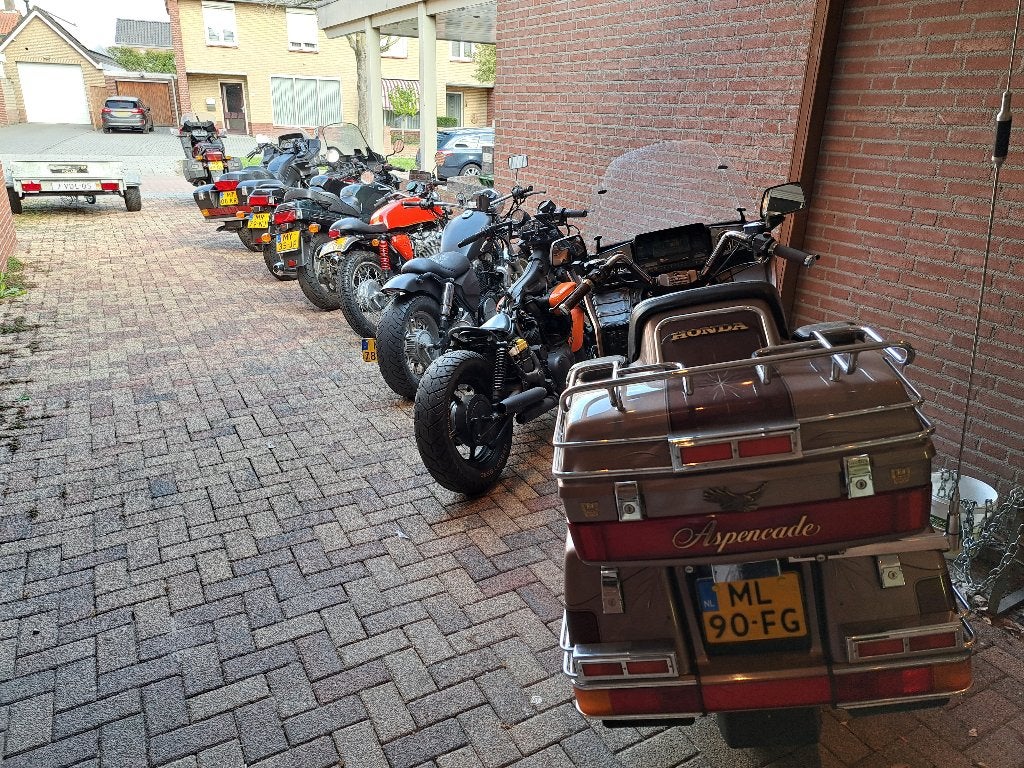 GEZOCHT OUDE HONDA MOTOREN VOOR BJ 1987, Ophalen