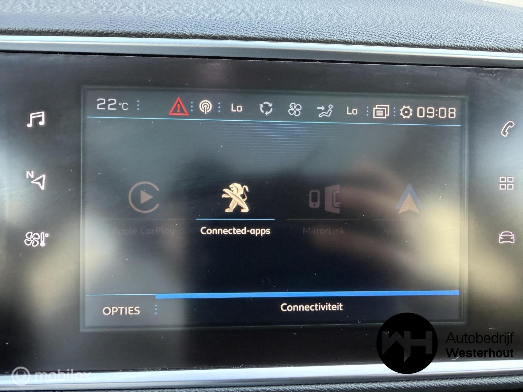 Foto 14 van Peugeot 308 1.2 PureTech Blue Lease Executive|PANO|LINE ASSI