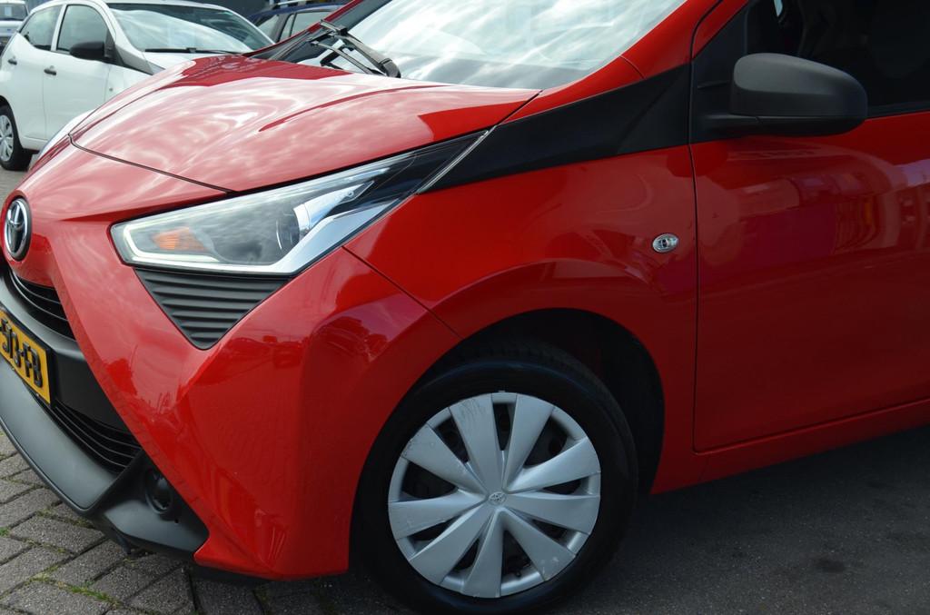 Toyota Aygo 1.0 VVT-i x-fun |5DRS| AIRCO|NIEUWMODEL|BLUETOOT, Voorwielaandrijving, Stof, Gebruikt, Met garantie (alle)