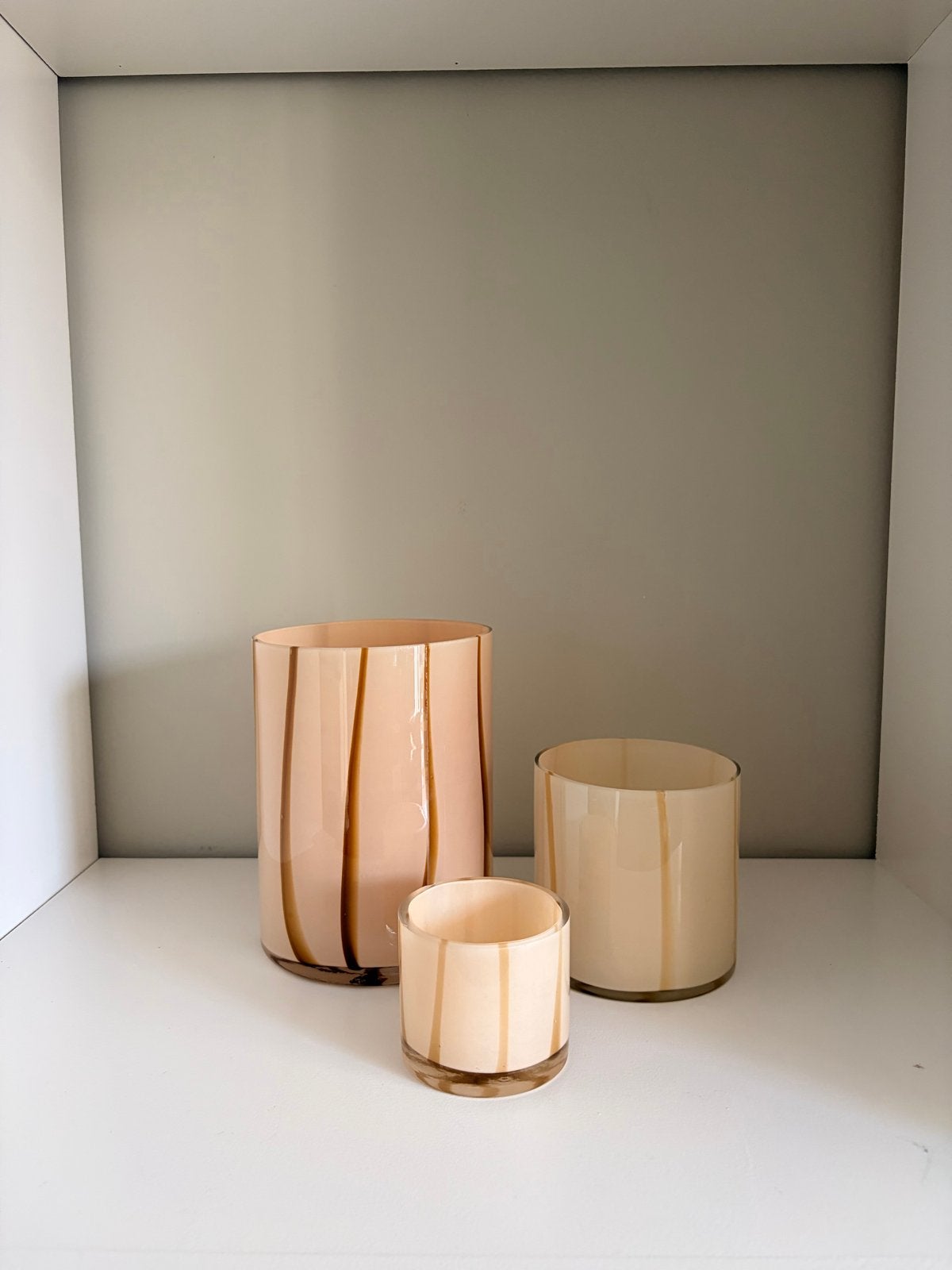 Set van 3 Nieuwe Glazen Vazen/Windlichten - Beige/Bruin Gest, Ophalen of Verzenden