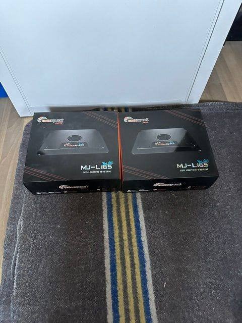 2 Maxspect MJ 165 Blue, Dieren en Toebehoren, Vissen | Aquaria en Toebehoren, Zo goed als nieuw, Gevuld zeewateraquarium, App-bediening