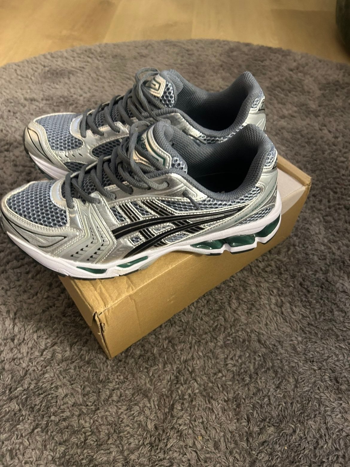 Asics gel kyano 14 maat 43,5, Overige kleuren, Boots, Ophalen of Verzenden, Zo goed als nieuw