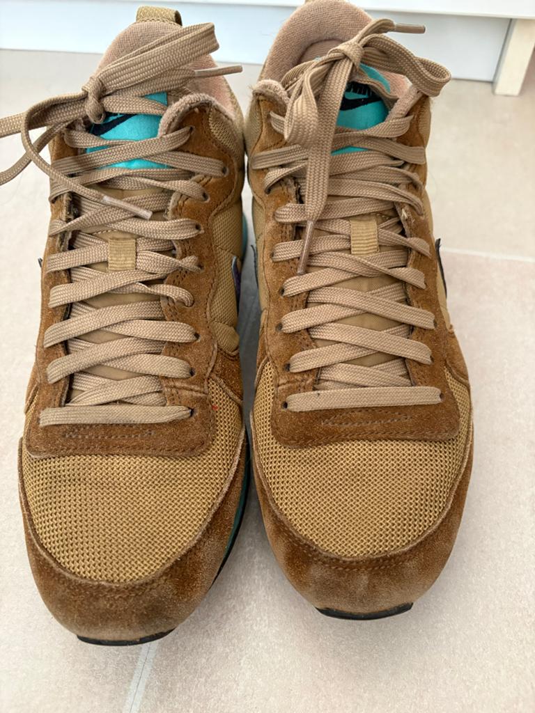 Nike sneakers 38,5, Geel, Ophalen of Verzenden, Sneakers of Gympen, Gedragen