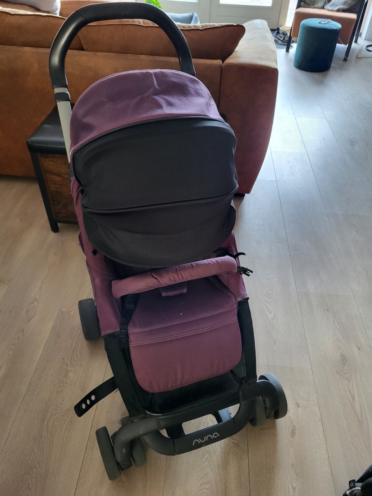 Buggy Nuna, Ophalen, Gebruikt, Zonnekap