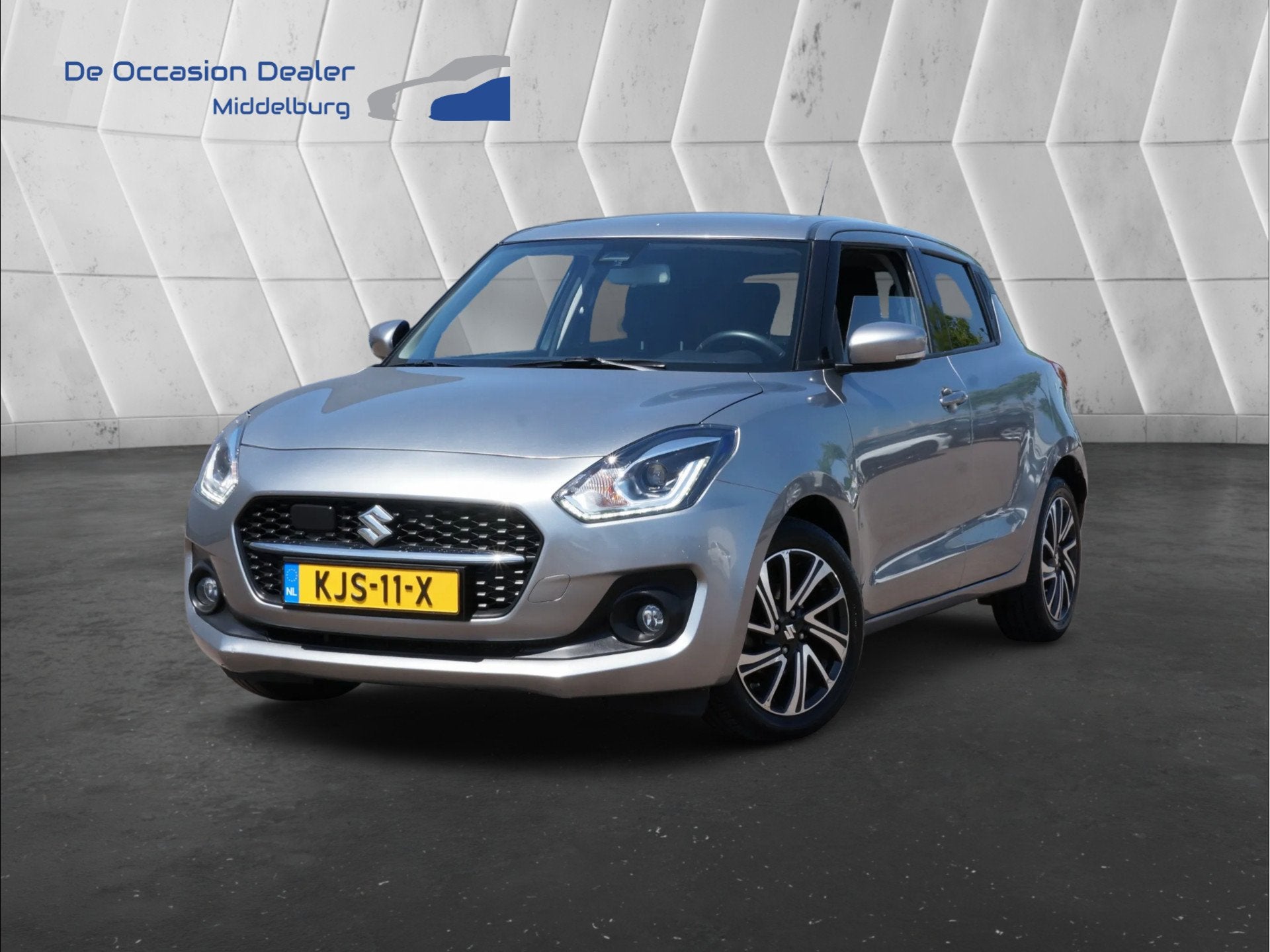 Suzuki Swift 1.2 Style Smart Hybrid rijklaar incl garantie, Gebruikt, Euro 6, 4 cilinders, 400 kg