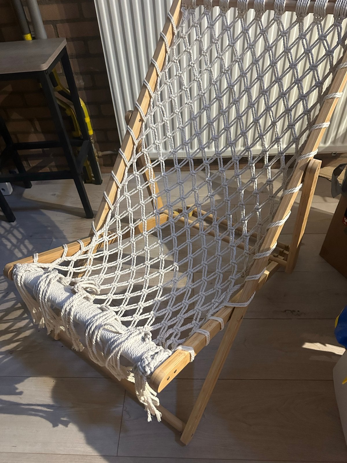Houten stoel met macramé zitting, Ophalen, Wit, Zo goed als nieuw, Eén