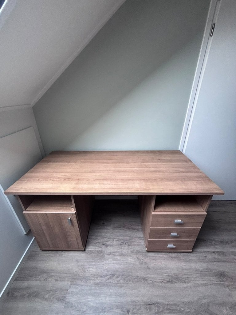 Bureau, Ophalen, Gebruikt