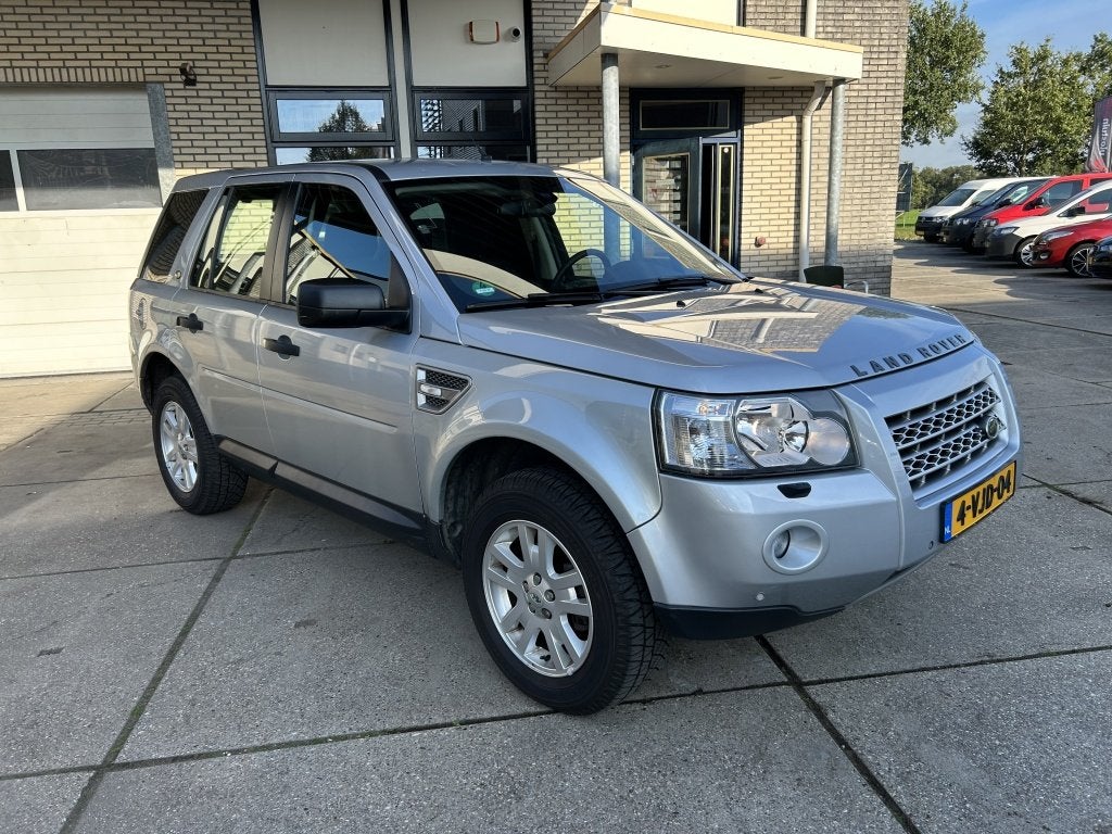 Land rover Freelander 2.2 TD4e S, Auto's, Automaat, Stof, Gebruikt, Zwart