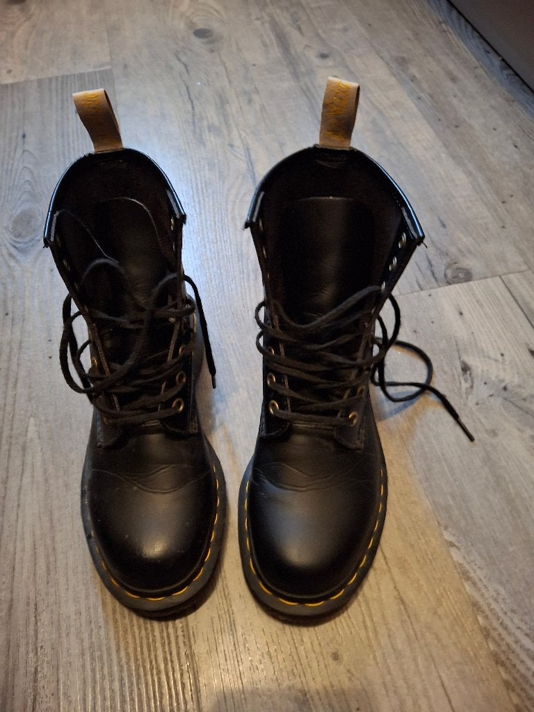 Dr Martens VEGAN, Ophalen, Zwart, Lage of Enkellaarzen, Dr. Martens
