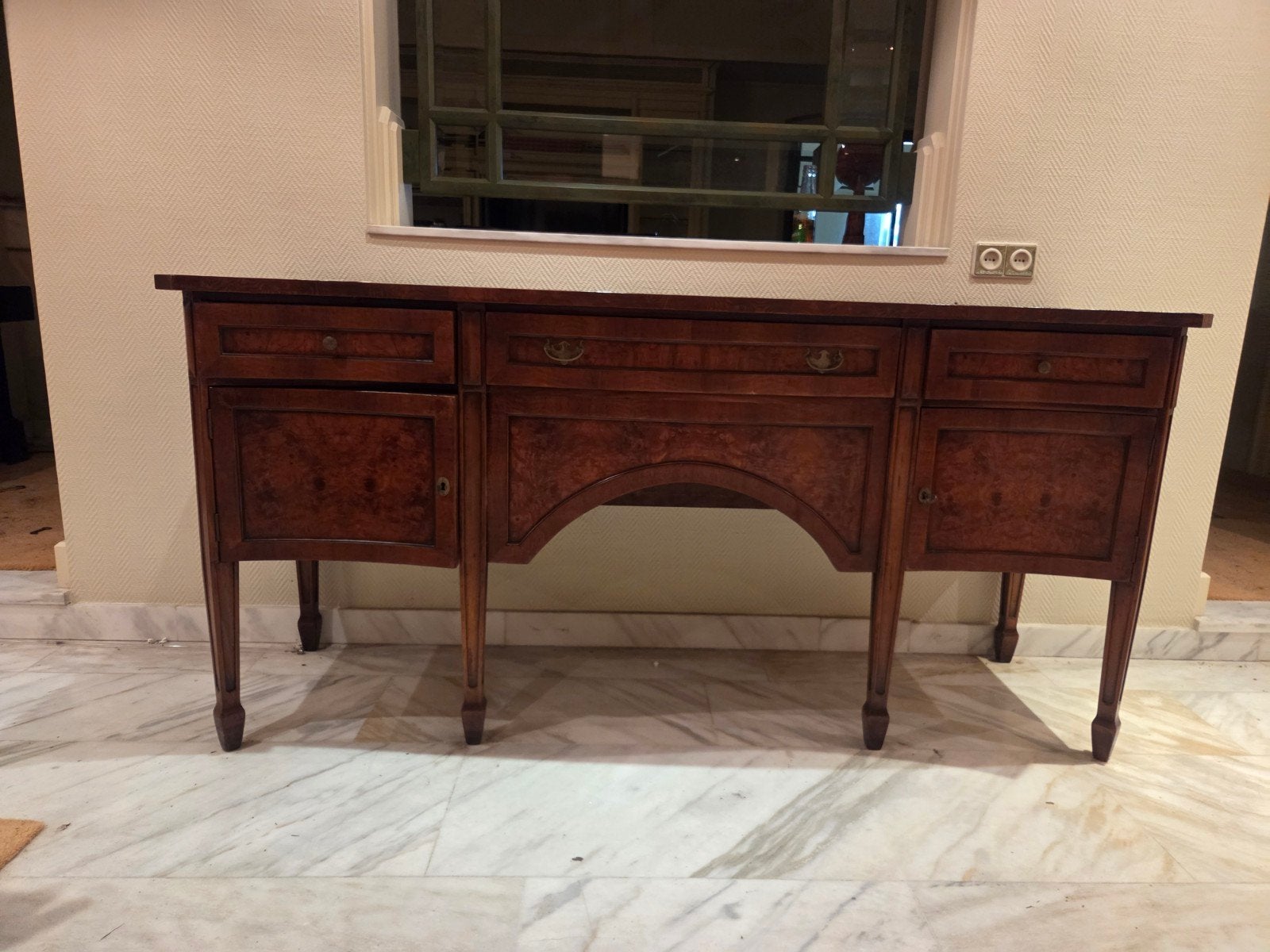 Antiek dressoir/sideboard met lades en deuren, Ophalen
